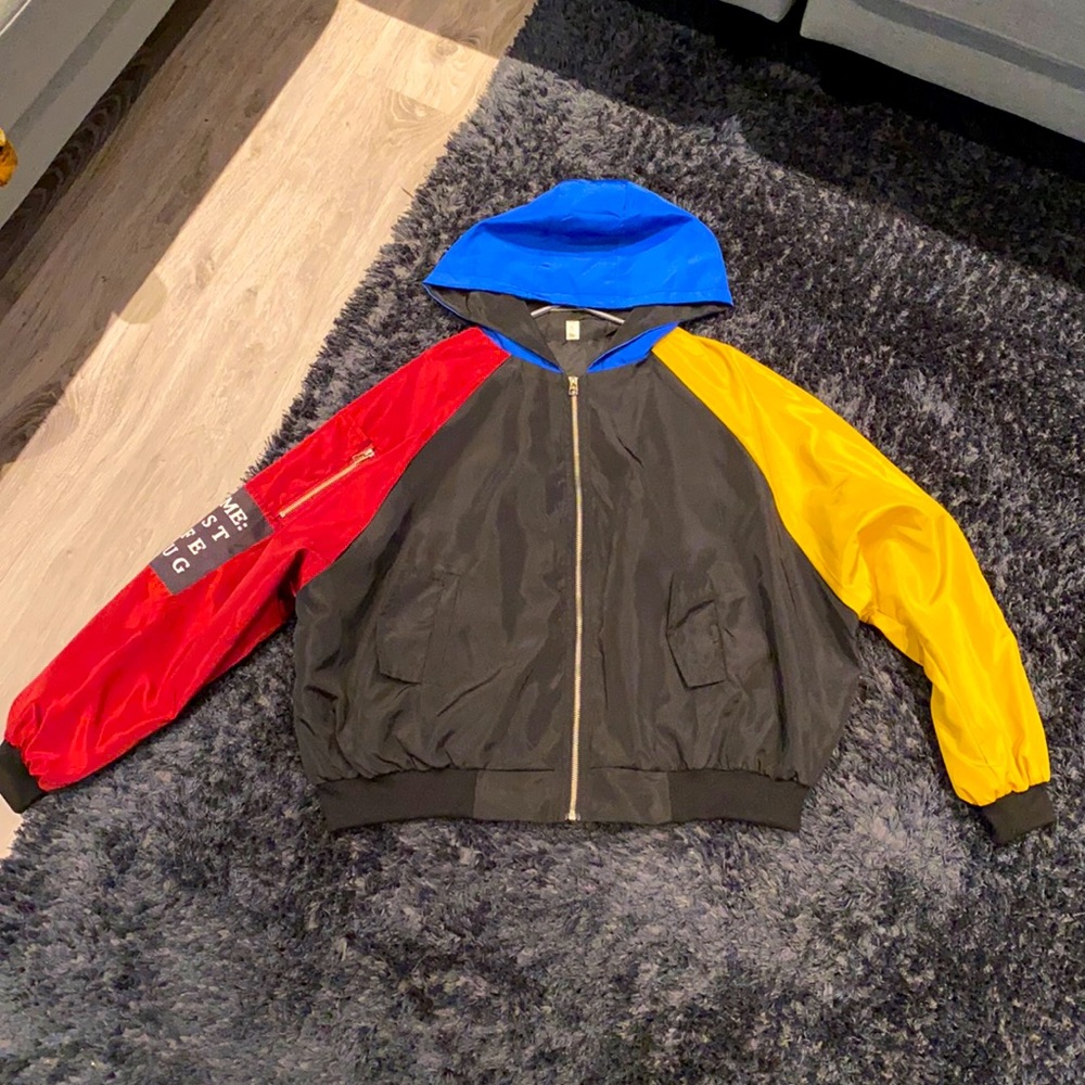 Cropped rain coat